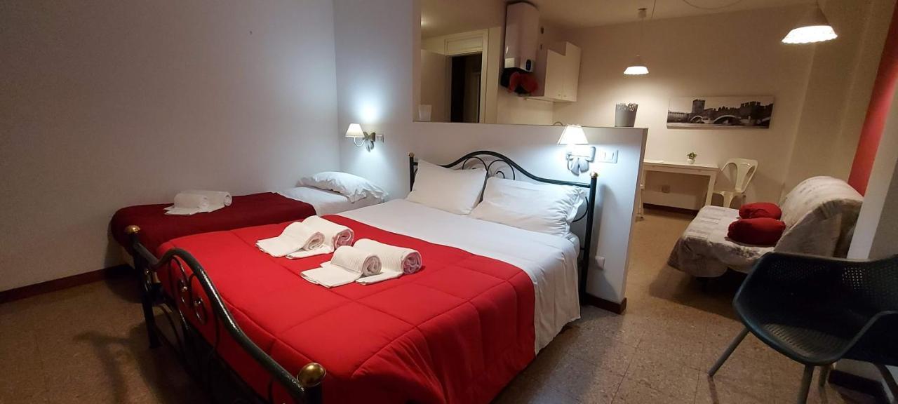 Marconi Rooms Loggia Delle Erbe Verona Eksteriør billede
