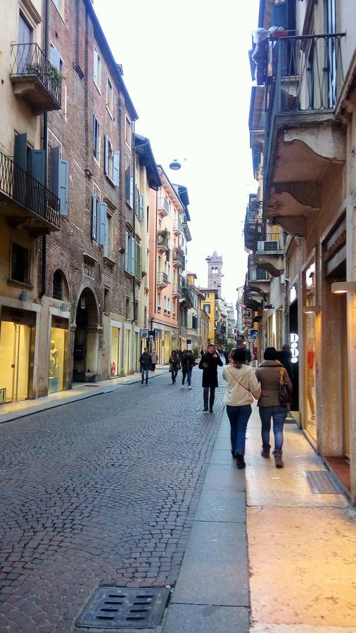 Marconi Rooms Loggia Delle Erbe Verona Eksteriør billede