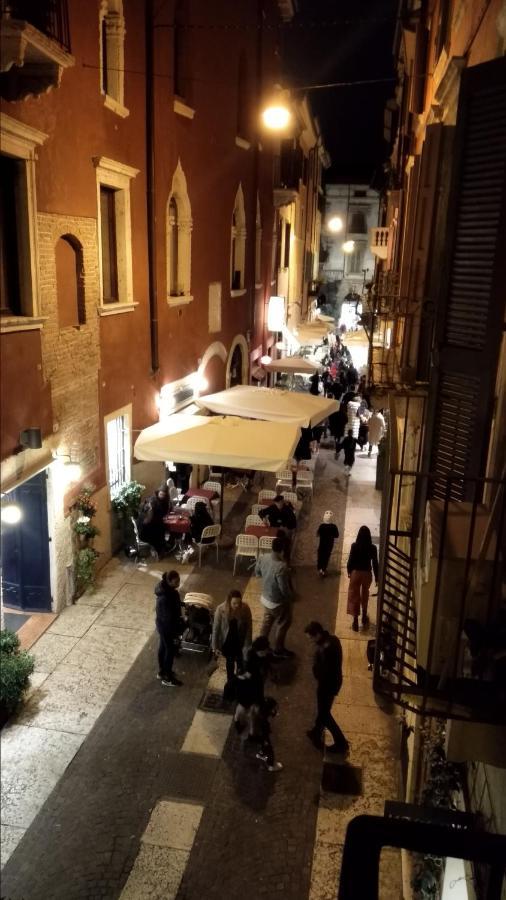 Marconi Rooms Loggia Delle Erbe Verona Eksteriør billede